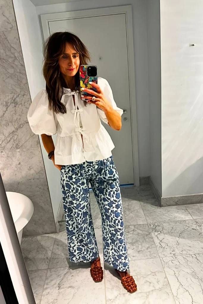 London-Inspired Puff Top & Print Pants Spring Outfit