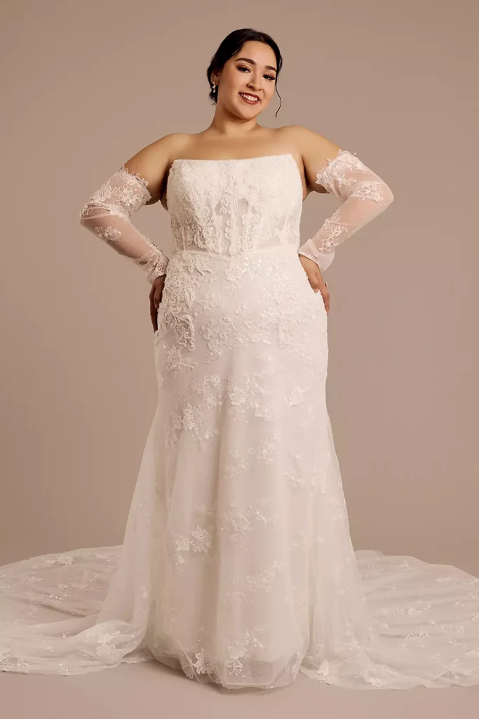 Removable Sleeve Appliqued Mermaid Wedding Dress