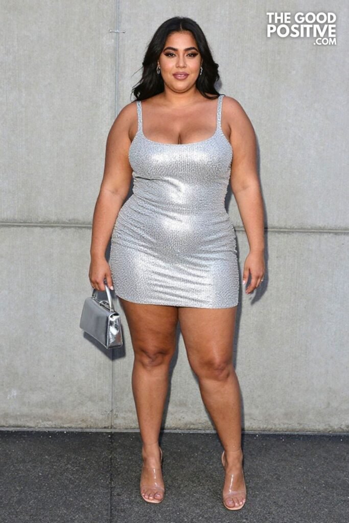 Plus Size Rhinestone Embellished Bodycon Tube Dress Outfit