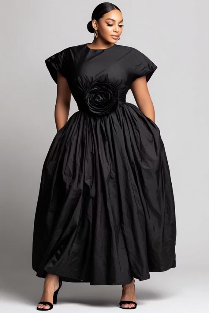 Plus Size Semi Formal Black Round Neck Short Sleeve 3D Casual Pocket Maxi Dress