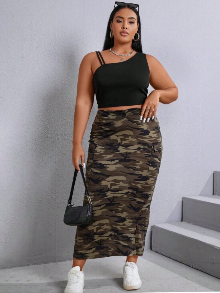 Plus Camo Print Flap Pocket Split Side Skirt